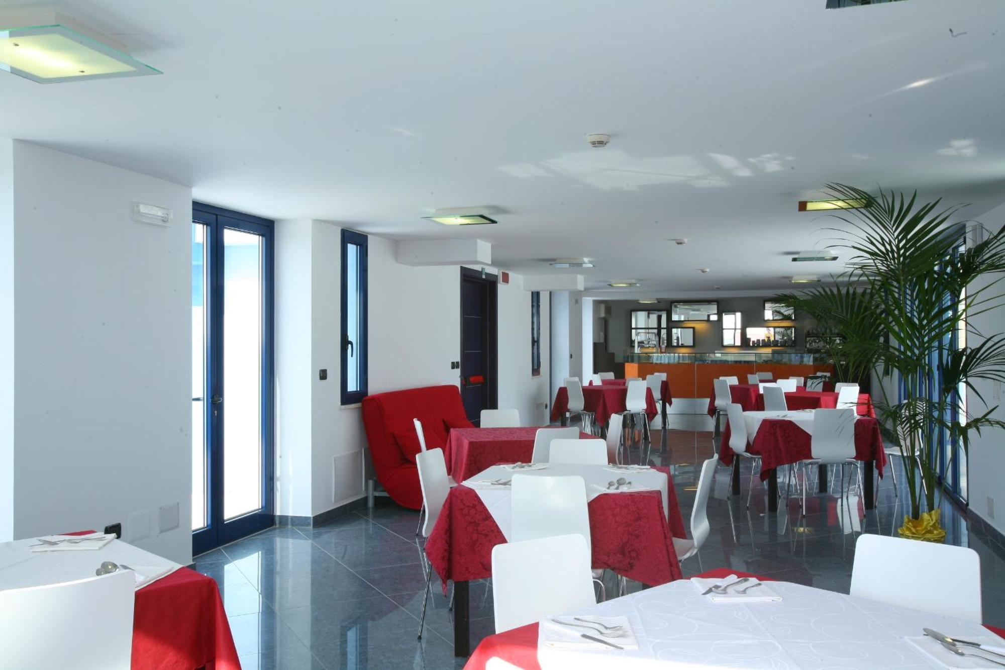 Blu Residence - Hotel Nel Salento 카사라노 외부 사진