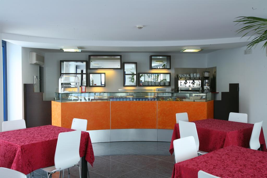 Blu Residence - Hotel Nel Salento 카사라노 객실 사진